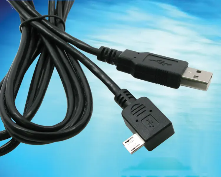 Enchufe de ángulo recto Micro USB tipo B moldeado disponible para montaje de cable y alambre arneses con USB de tipo A o de otro tipo de terminaciones , Modelo USBA6FMICROB -R